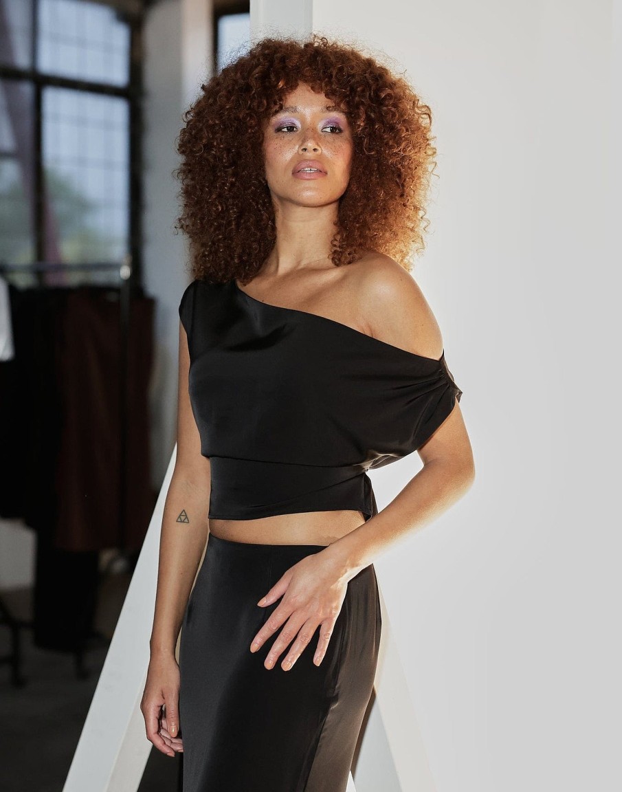 Clothing Charcoal Clothing | Viviana Top (Black)