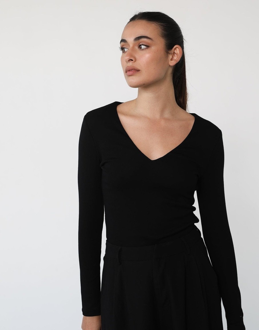 Clothing White Closet Basics Edit | Diona Long Sleeve Top (Black)