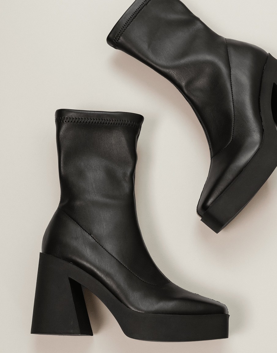 Shoes Therapy | Jagger Boots (Black) - By Therapy